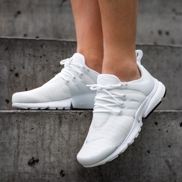 white nike presto womens